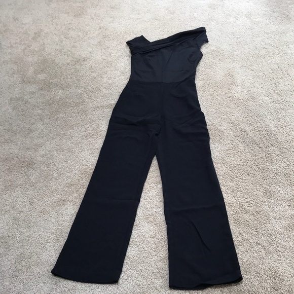 NWT! REISS size 4 black perla off shoulder jumpsuit - Picture 5 of 15